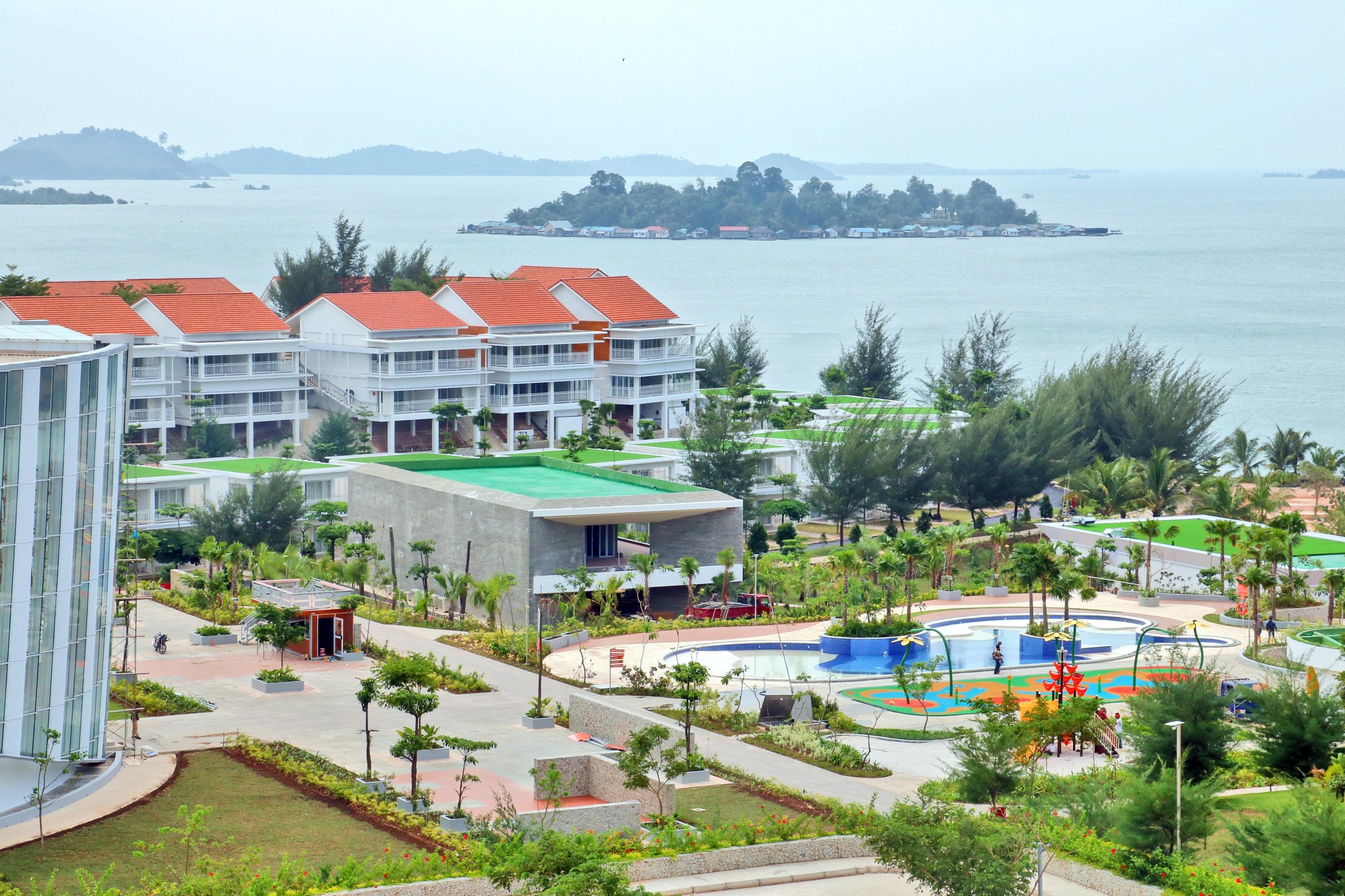 Harris Resort Barelang Batam Sagulung Exterior foto