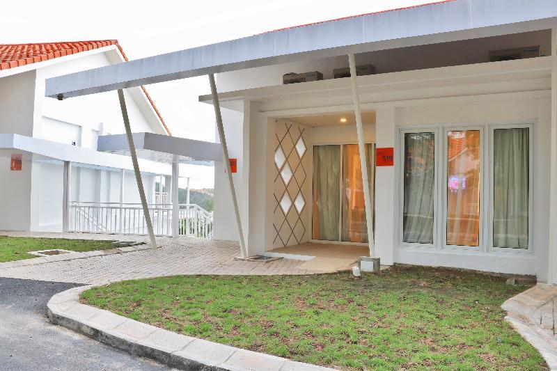Harris Resort Barelang Batam Sagulung Exterior foto